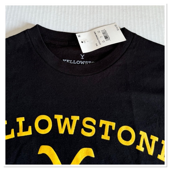 Yellowstone Dutton Ranch Black Graphic T-Shirt - Picture 3 of 4